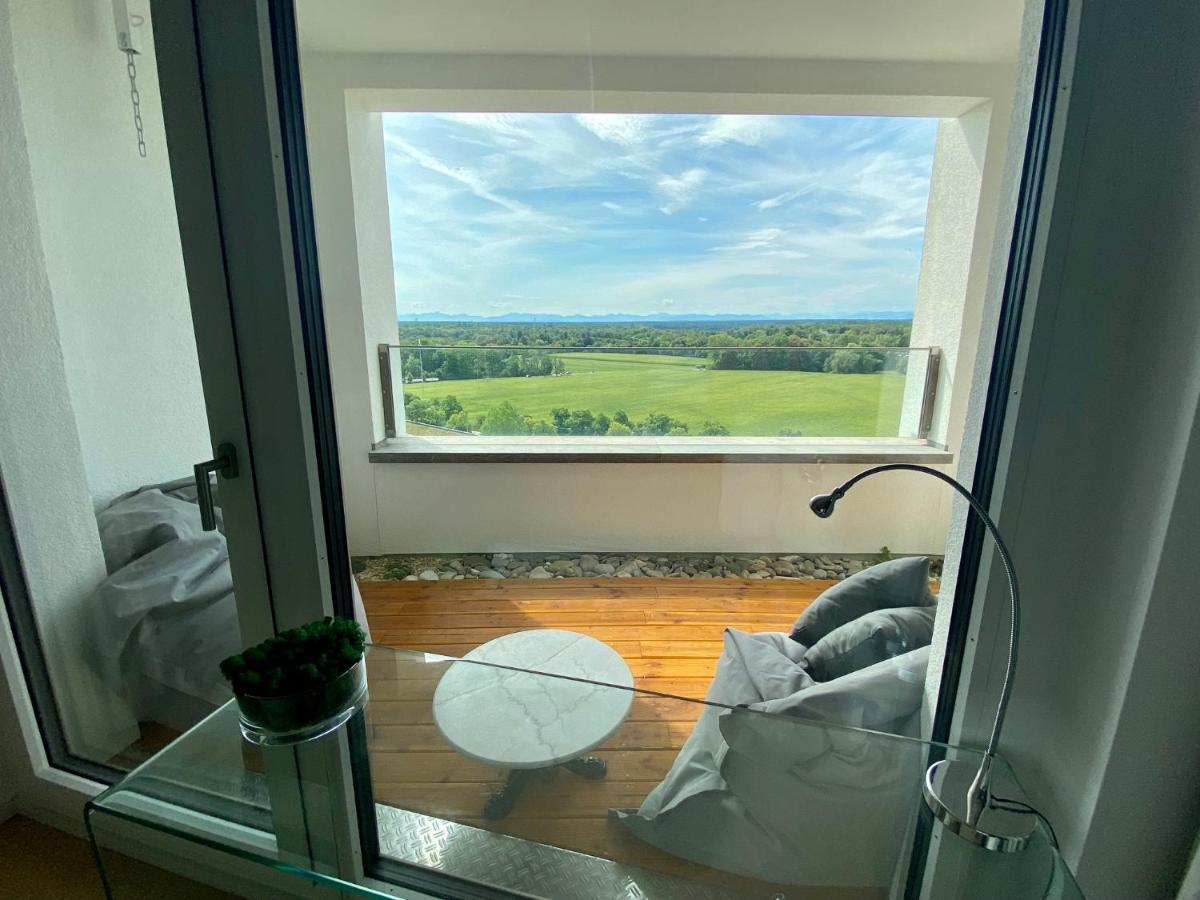 Alpen-Panorama Suite - Einzigartige Privatsuite Hoch Ueber Muenchen, 12Tes Og, Alpenblick, Loggia, Whirlpool, 15 Minuten Zum Zentrum, Ruhe Und Erholung In Der Stadt Muenchen Fuer Privat Und Geschaeftlich Reisende Kültér fotó